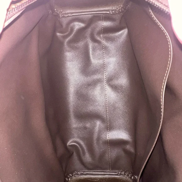 Burberrys Boston bag with Gold Accents - Picture 15 of 16